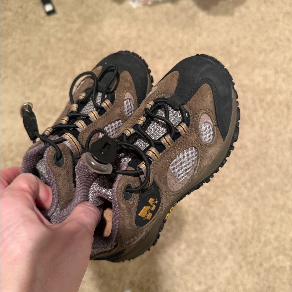 Merrill Kids Unisex Outdoor Adventure Hiking Shoes - Brown and Black